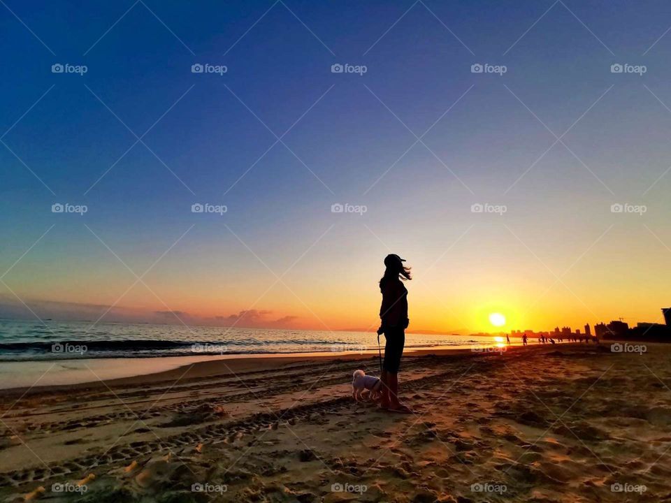 Small thingsRecognize yourself and admit your shortcomings,Find your love.
Growth is a process, see yourself, see children, the time to grow up together is the best, cherish every moment.