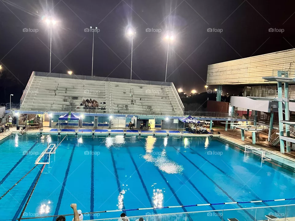 Waterpolo by lights!
