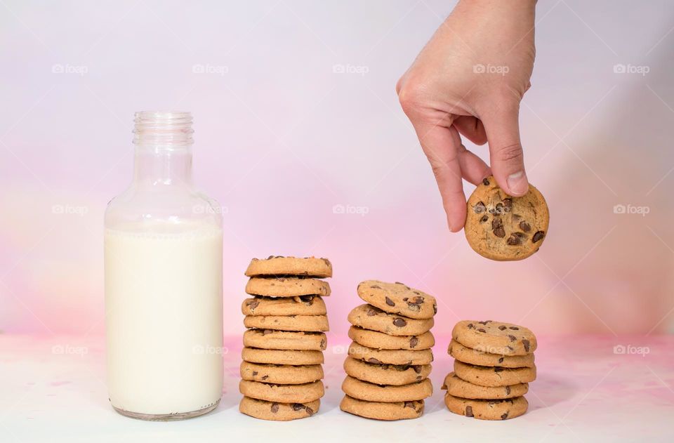 Chocolate chip cookies and milk? Perfect combo!