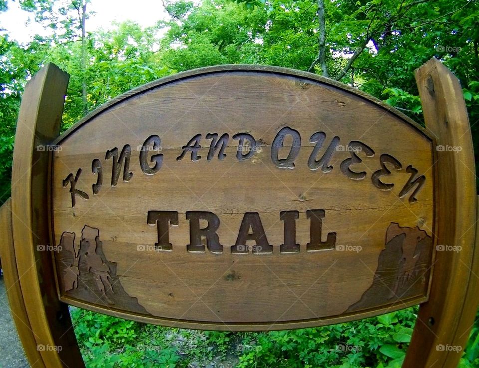 King and Queen. King and Queen Trail
Palisades State Park
Garretson, SD
