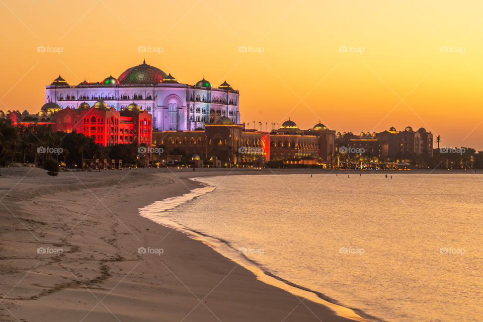 Enchanting sunset in Abu Dhabi