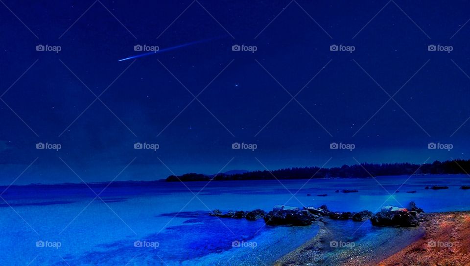 shooting star. Ipsos beach in corfu