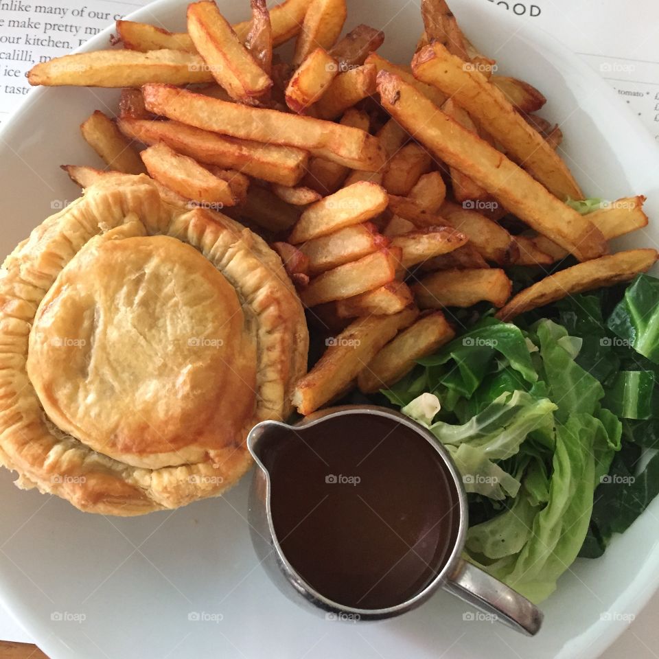 Pie and chips 