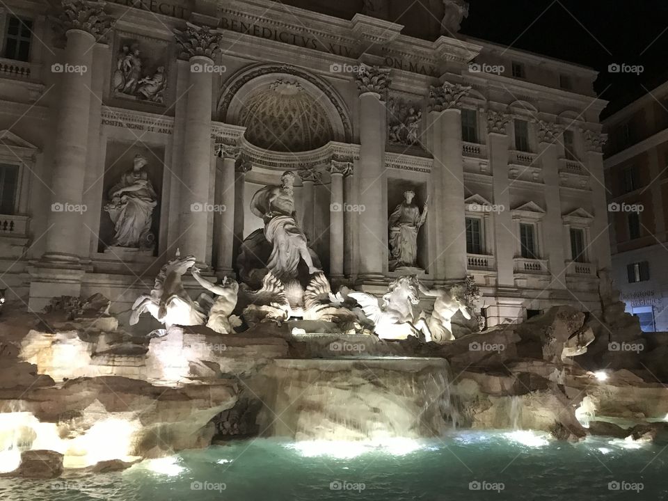 Stumbled across Trevi Fountain 