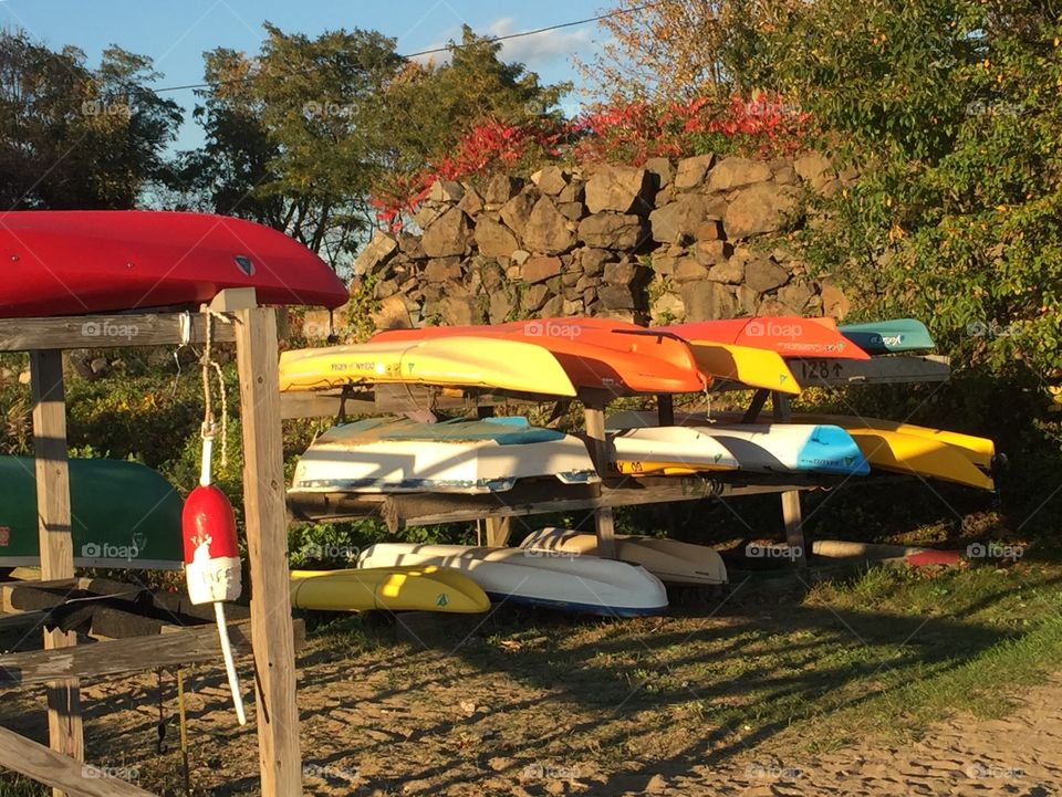 Canoes multicolored 