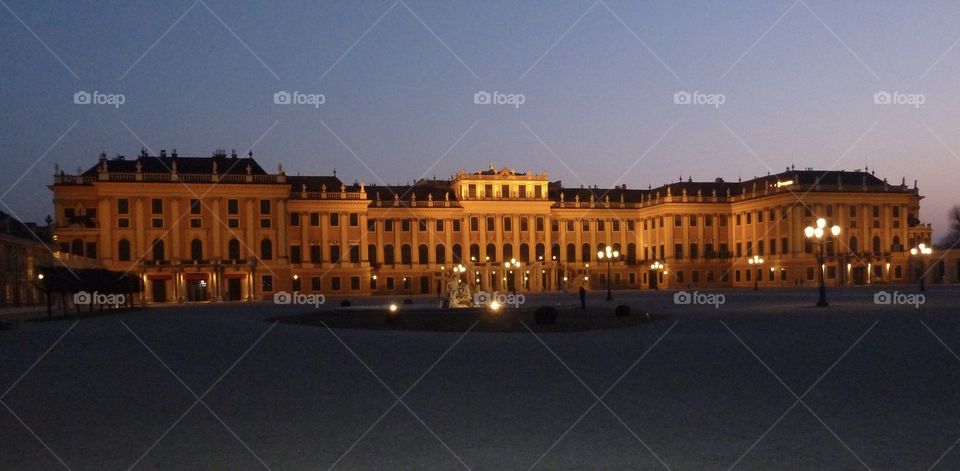 Schönbrunn / Castle/ Vienna
