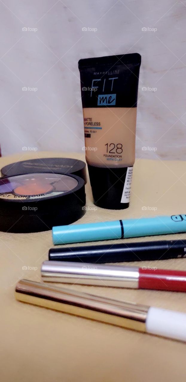 Face makeup products