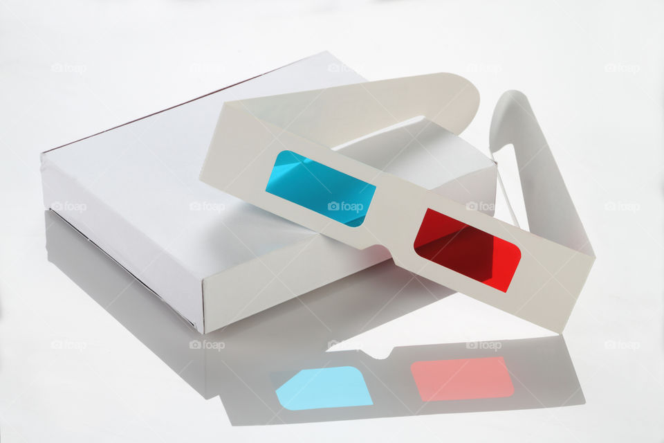 3d glasses with a white box