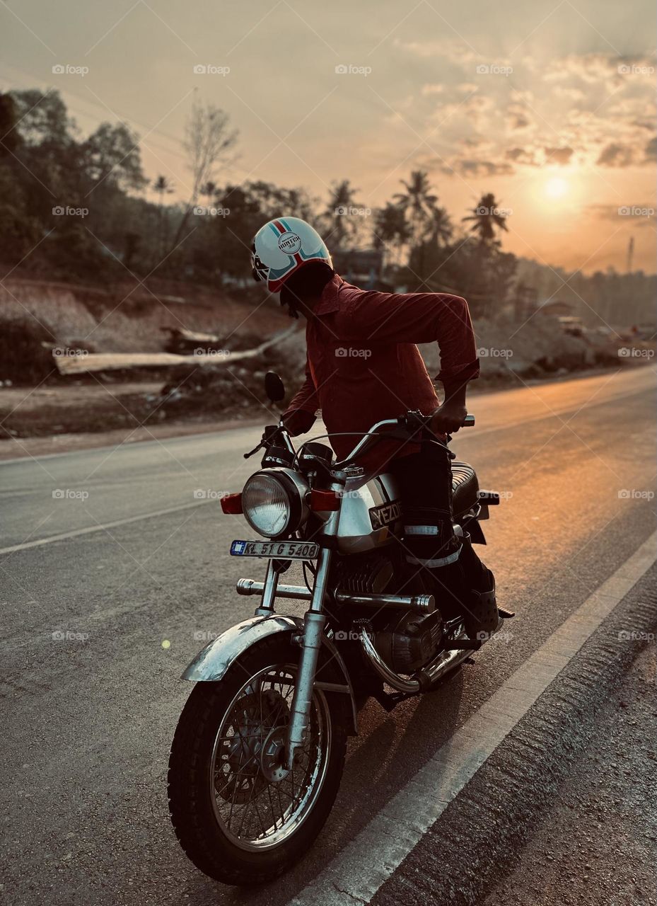 Look at your back❤️