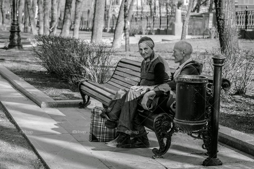 Old couple on the bench