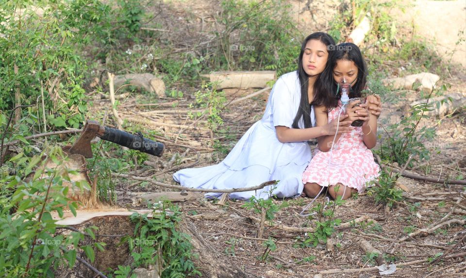 hang on my little sister