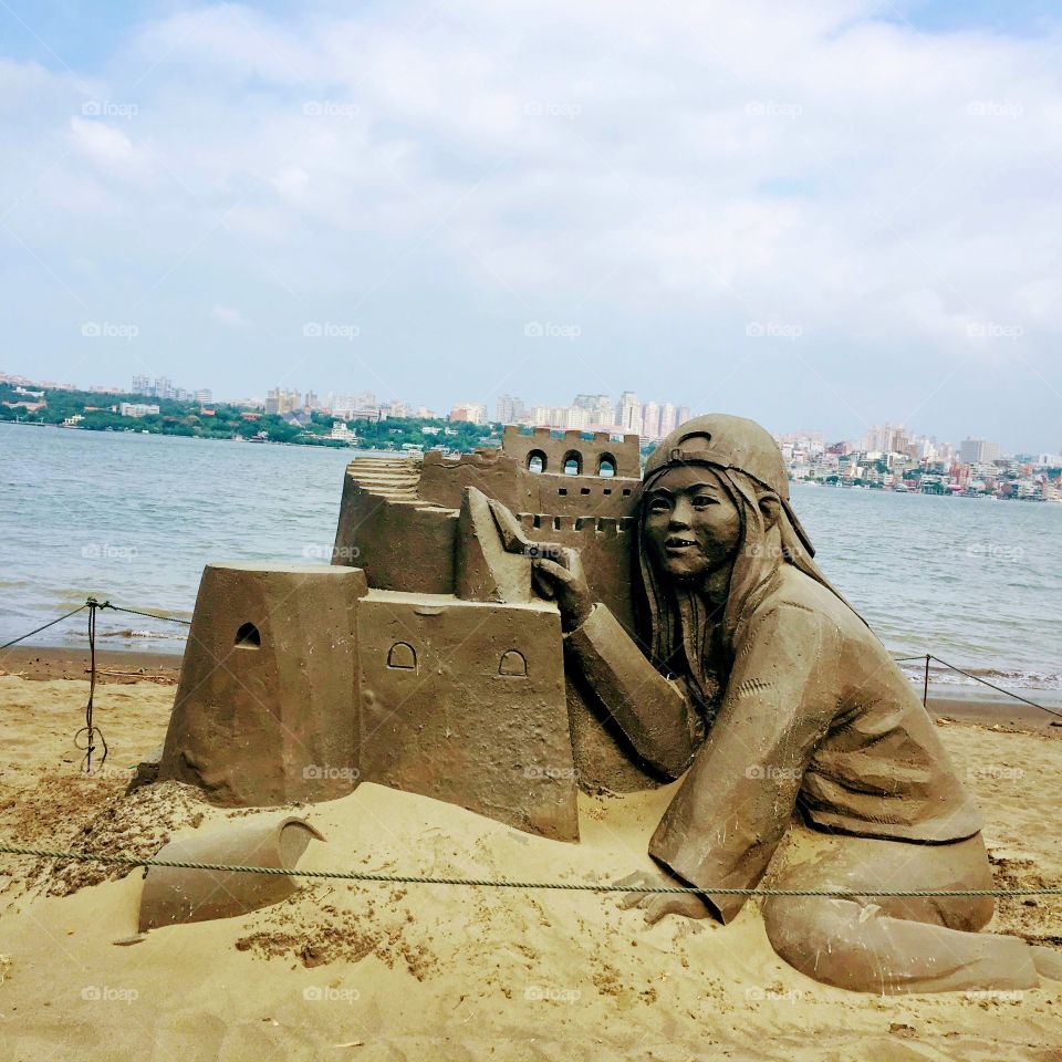 Sand sculpture 