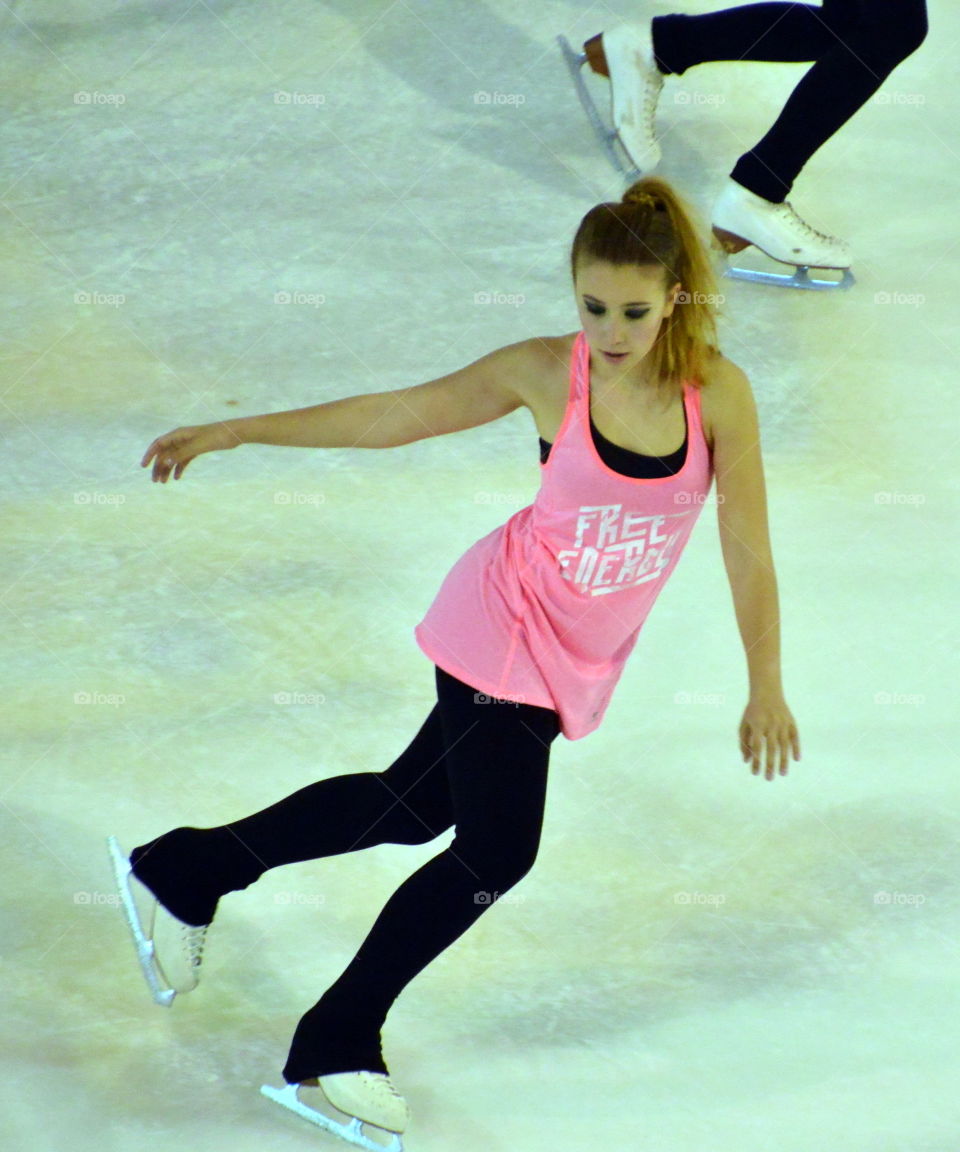 synchronized ice skating