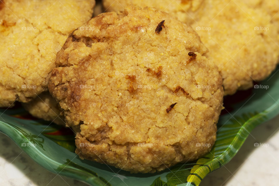 Lemon and polenta crunchy and delicious homemade biscuits