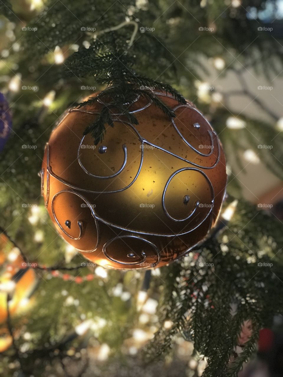 Gold Christmas ornament 