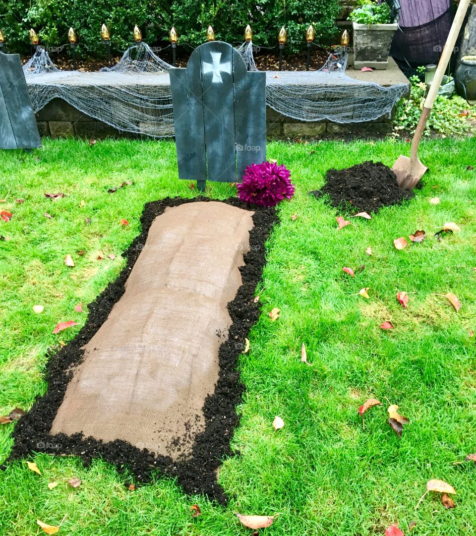Halloween fresh grave