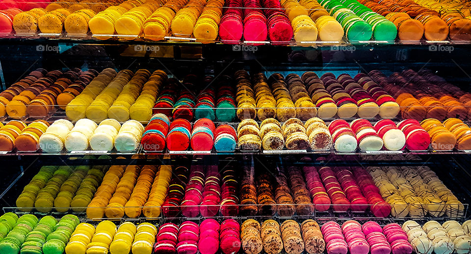 Macaroons.