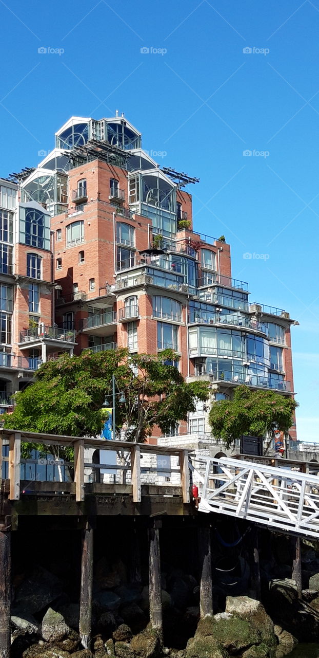 building in vancouver island