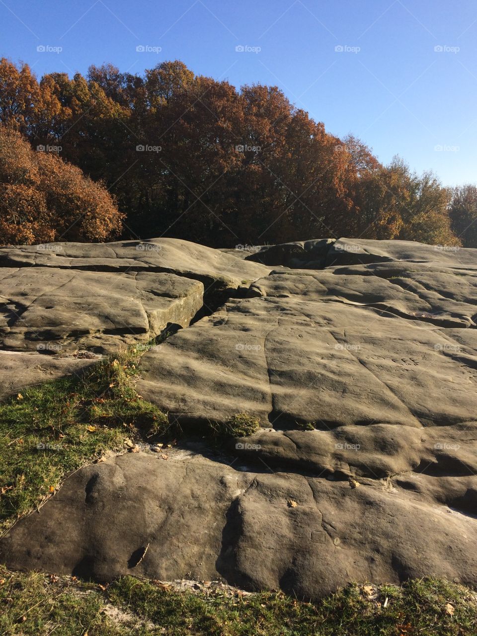 History set in stone - climbing, playing, adventure 