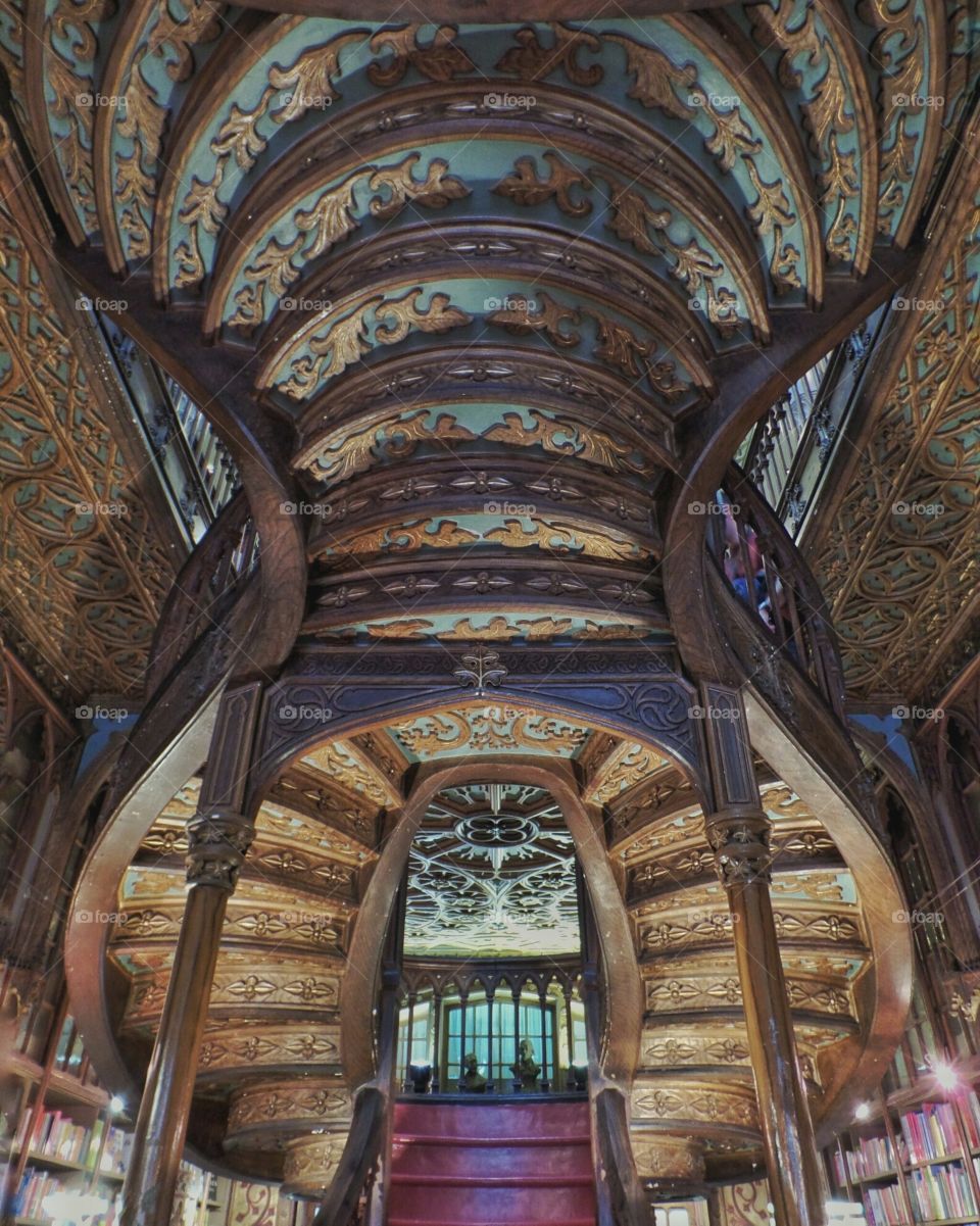 Always up!. Harry Potter scenes where recorded in this bookshore in Porto, Portugal