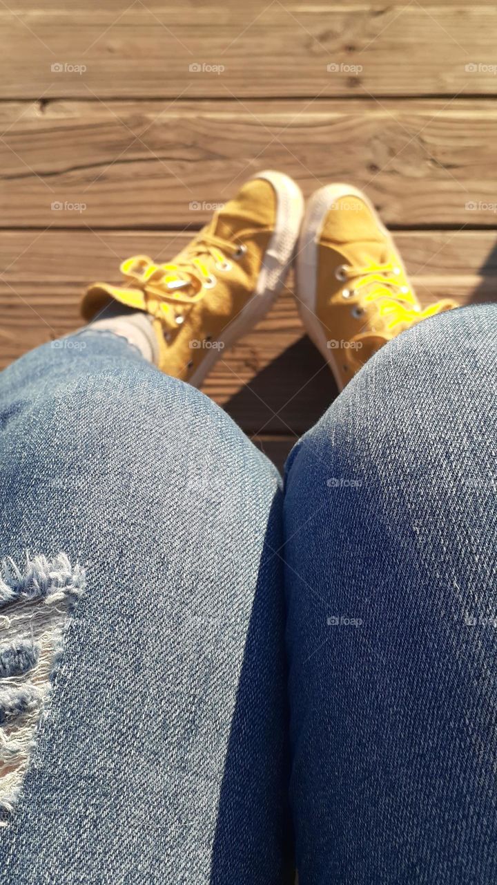 Yellow Cons vs Blue Jeans