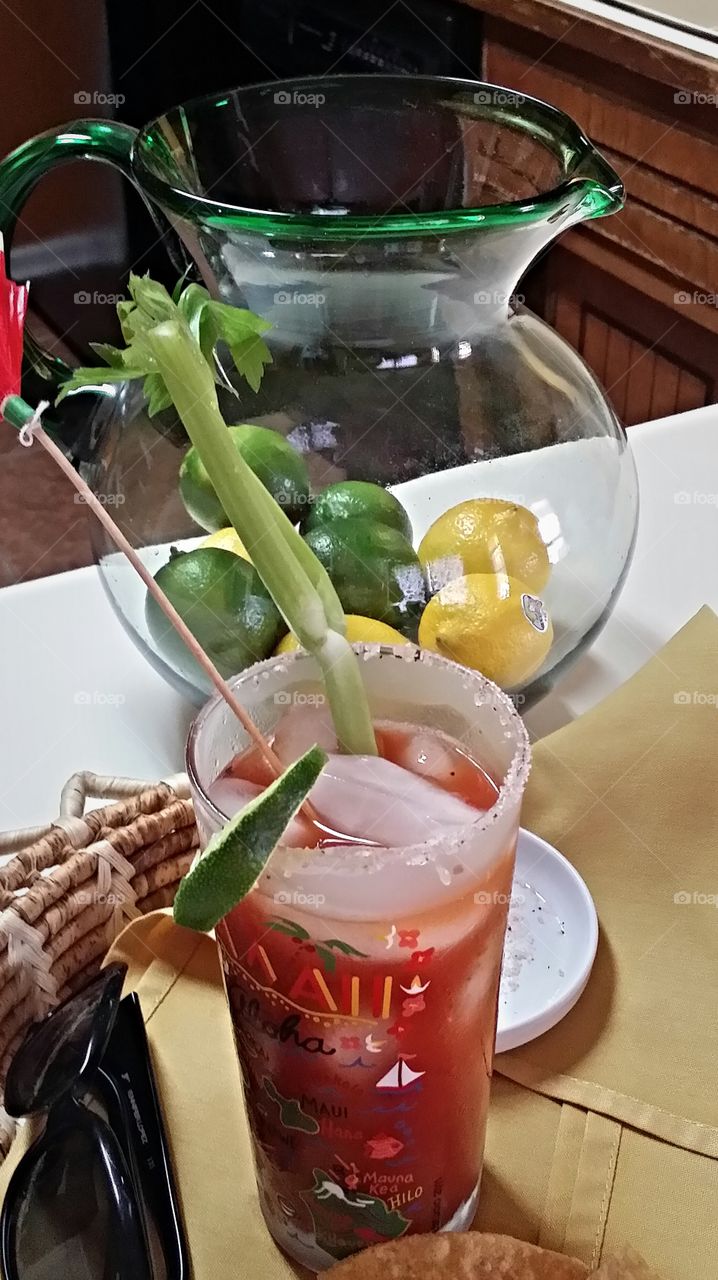  Drink . Happy Hour Bloody-Mary 
