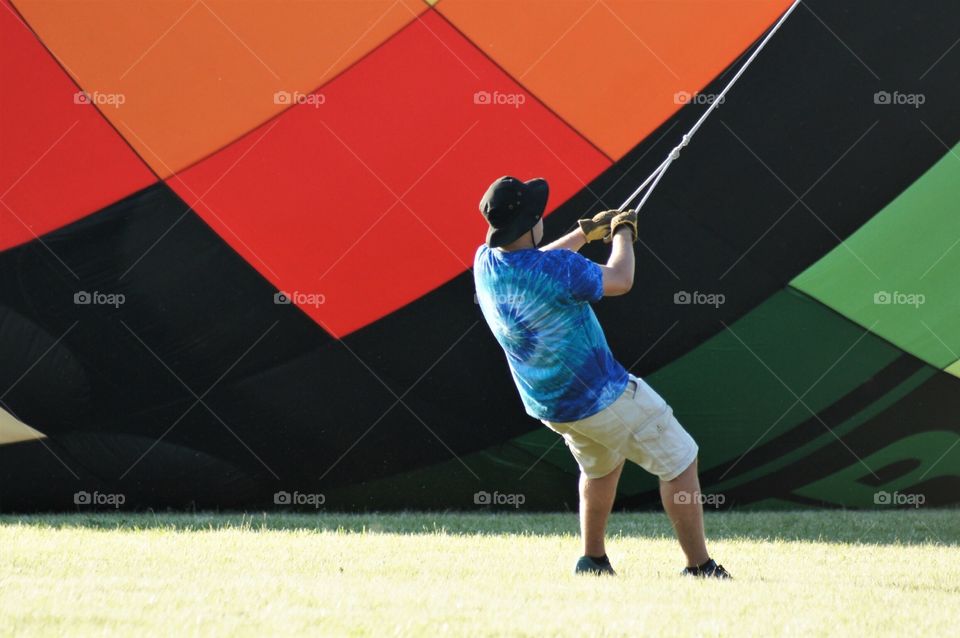 Launching hot air balloon 