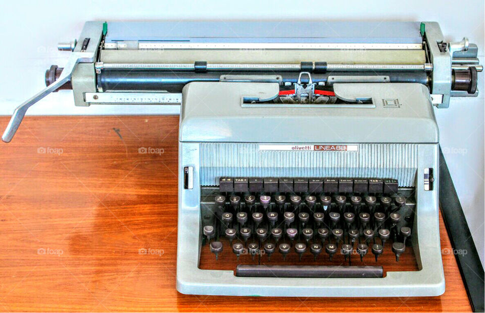 Máquina de escrever - Antiguidade