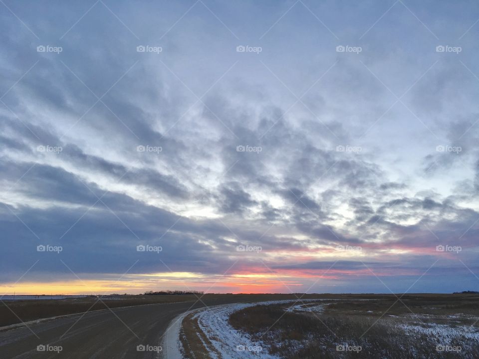 Prairie winter road 