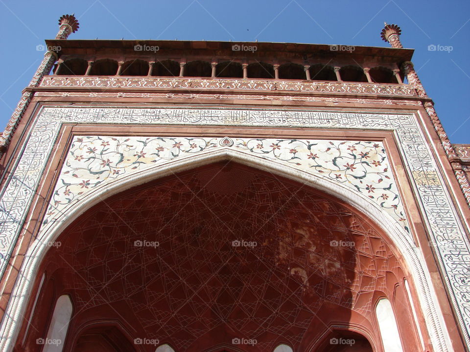 Eternal Symbol of Love sculpted in pure White Marble - The Taj Mahal - Entrance