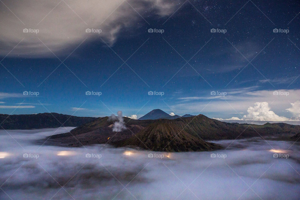 Volcanoes under the stars