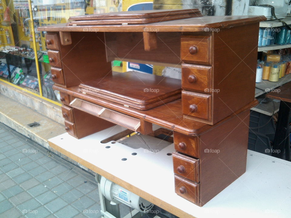 Sewing machines and spare parts for optimum performance