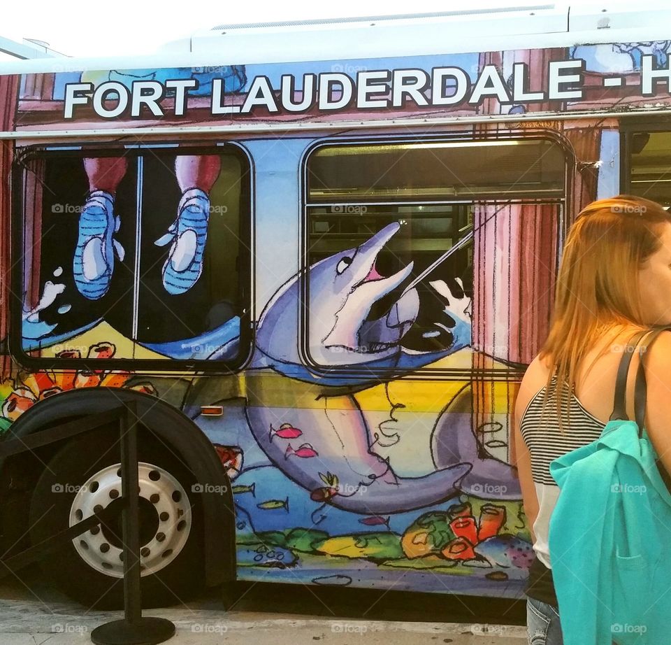 Boarding the bus at the airport of Fort Lauderdale