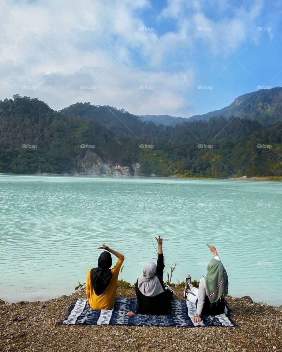 White lake in indonesia