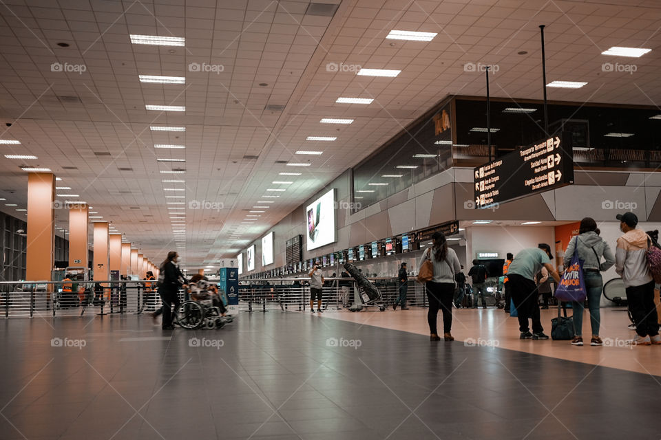 People inside the airport in lima