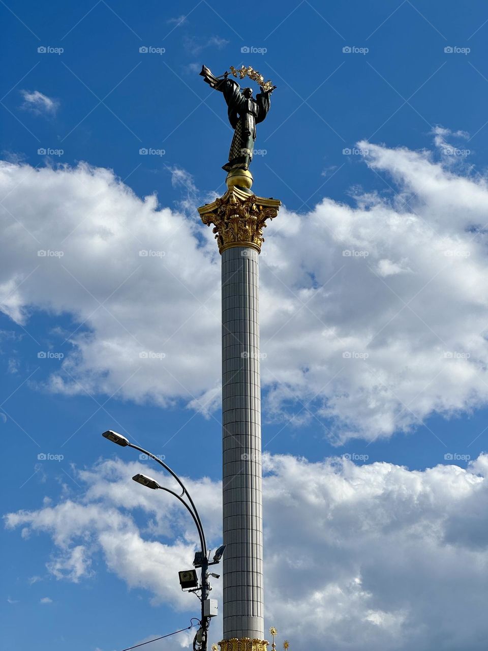 Independence monument 