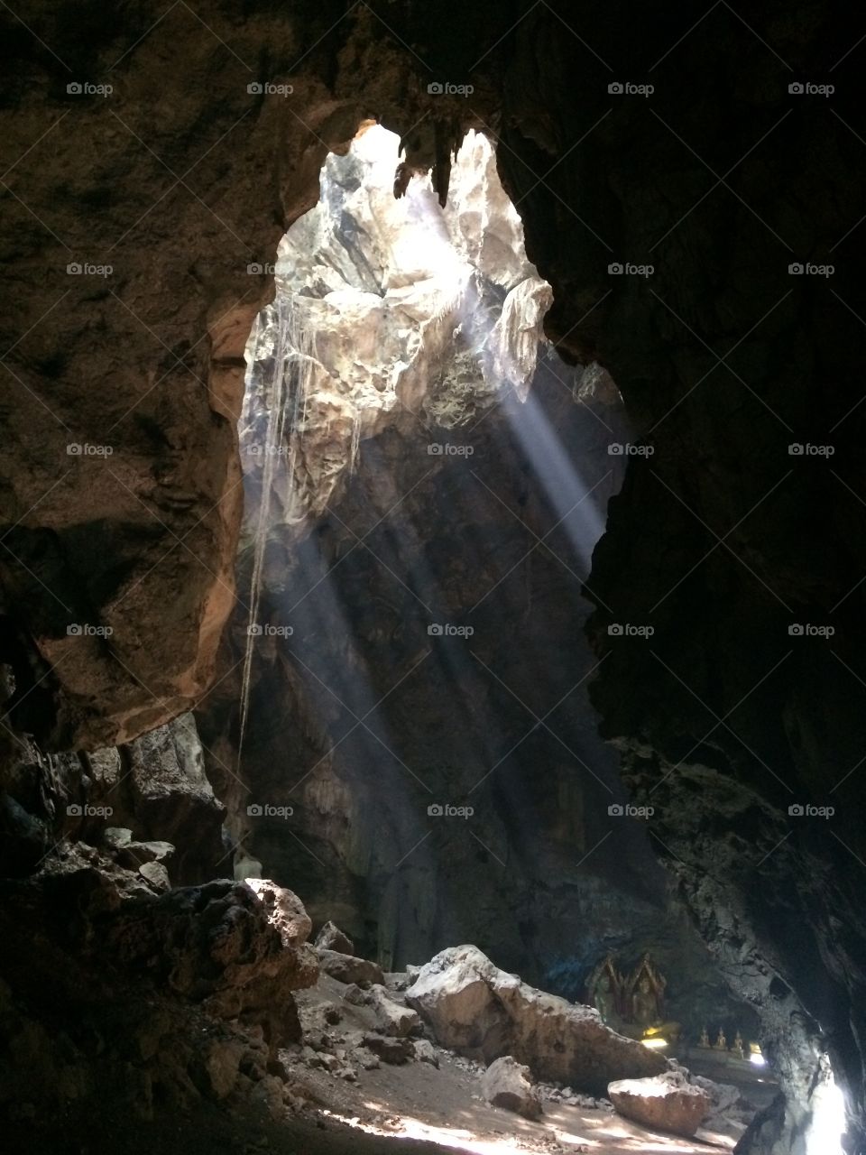 #cave #light #nature #heaven #amazing #thailand #vacation #beautiful