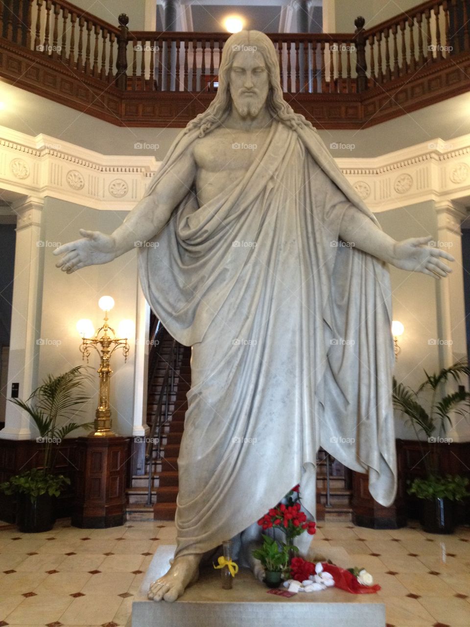 Prayerful statue of Jesus