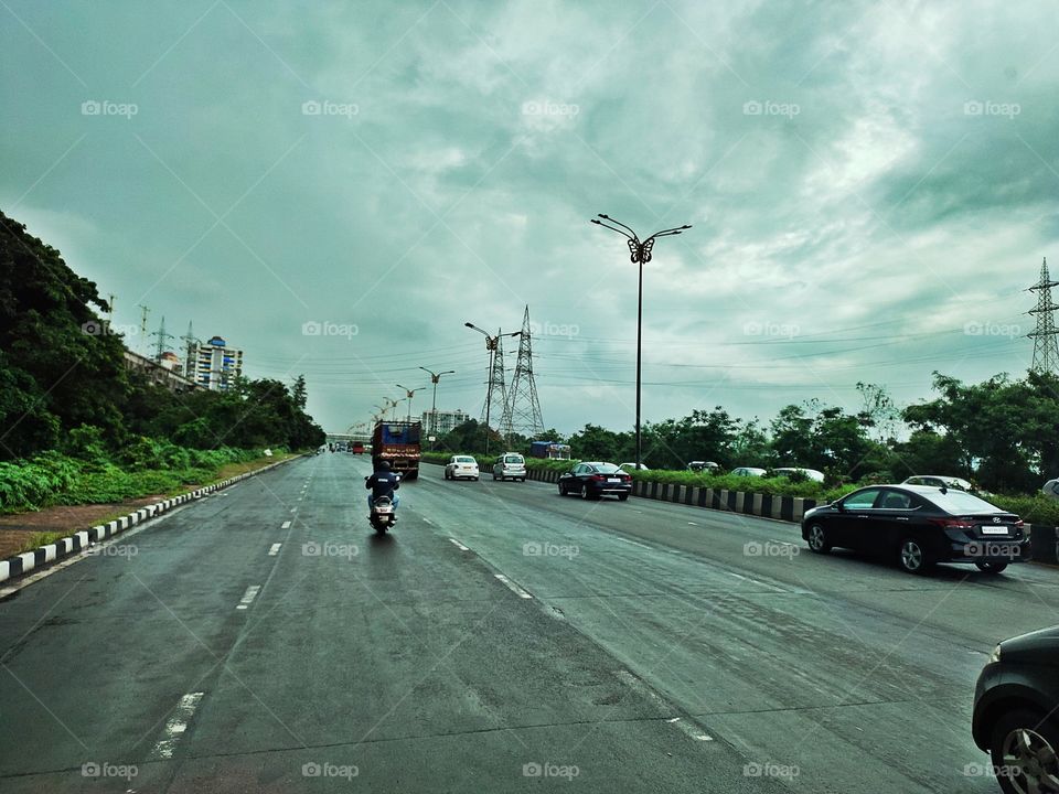 Rainy Weather ☔☁️
Highway Trip🛤️🛤️
👁️👁️📷👁️
Moving Vehicles 🚐🚛🛺
Flora🌱🍀🍀