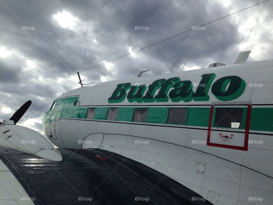 DC-3 Buffalo Airways