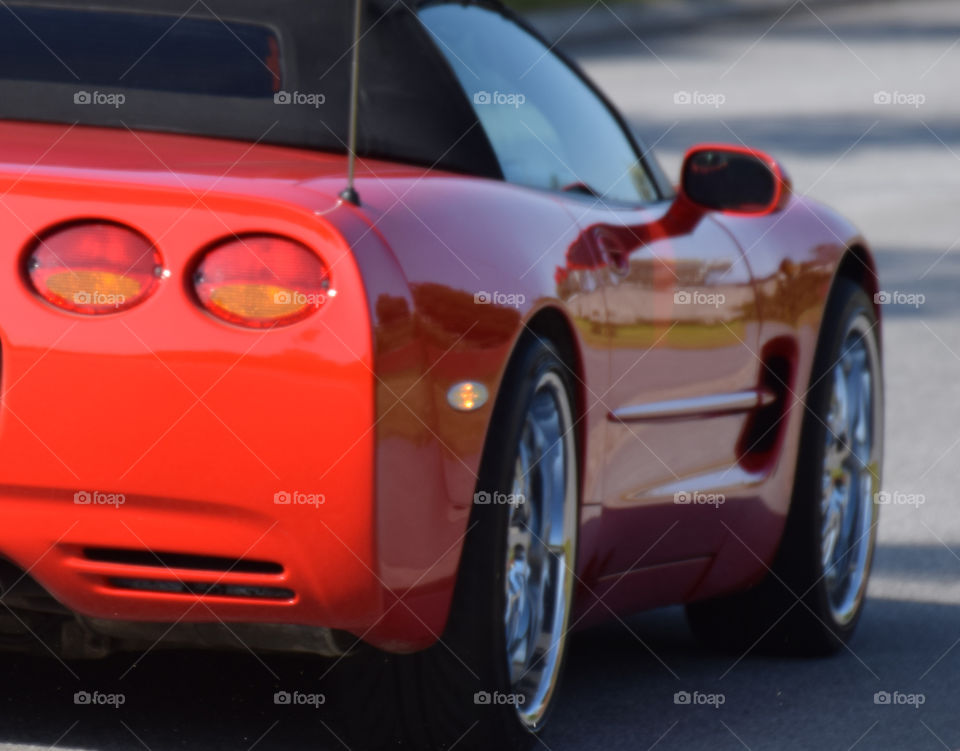 car red wheel