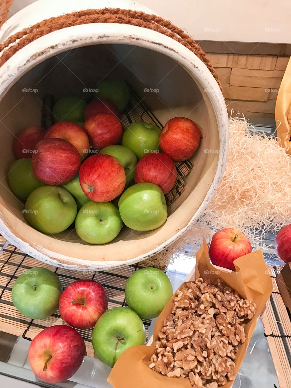 Buffet Apple display 