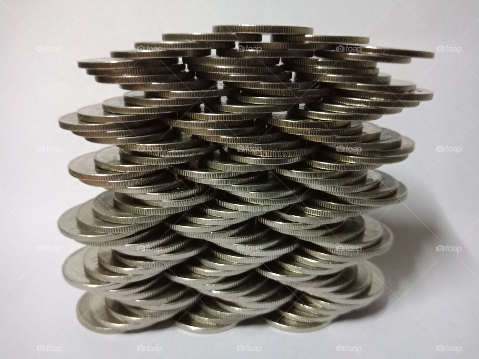 Zigzag stacked coins art