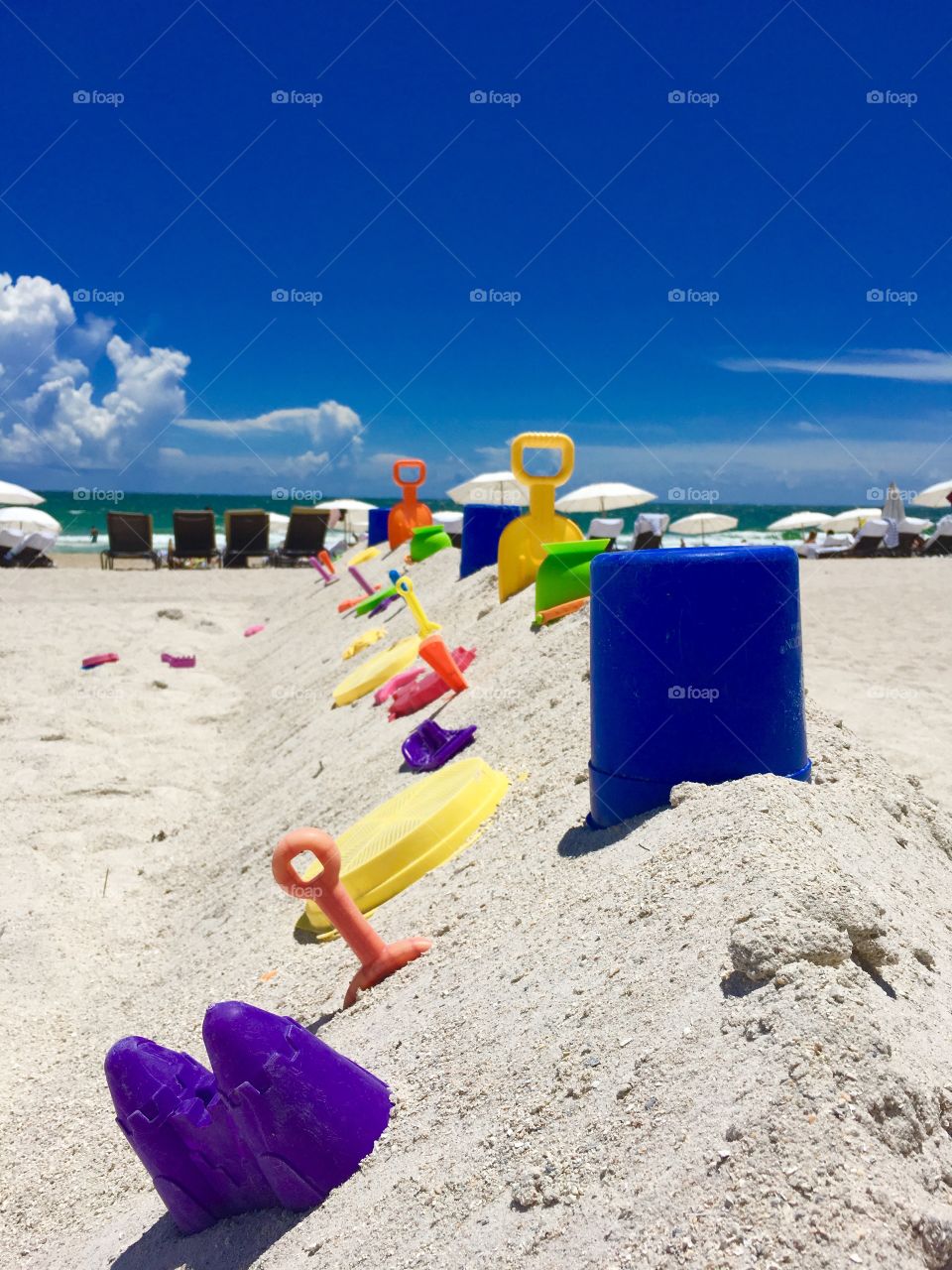 Which beach toy?