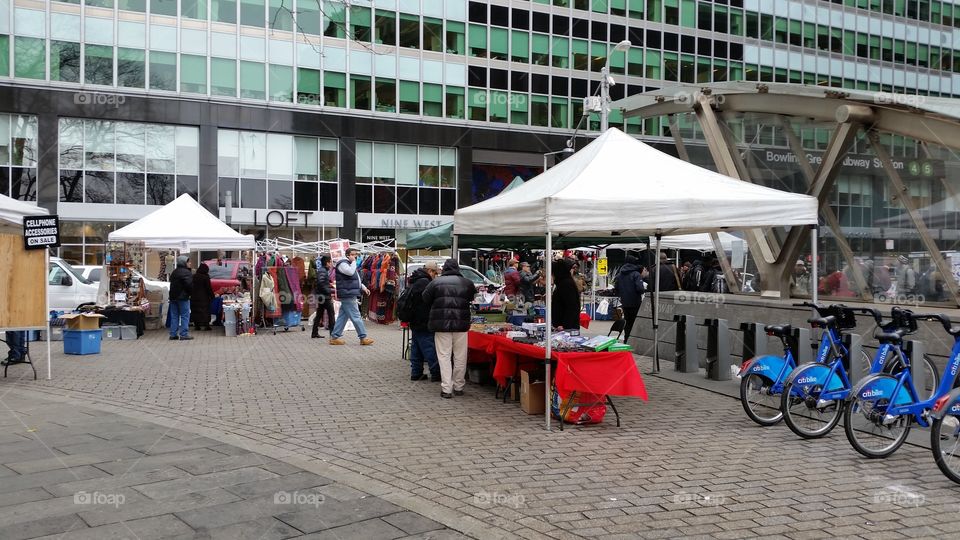 Market at BowlingGreen

Front of 2 Broadway
