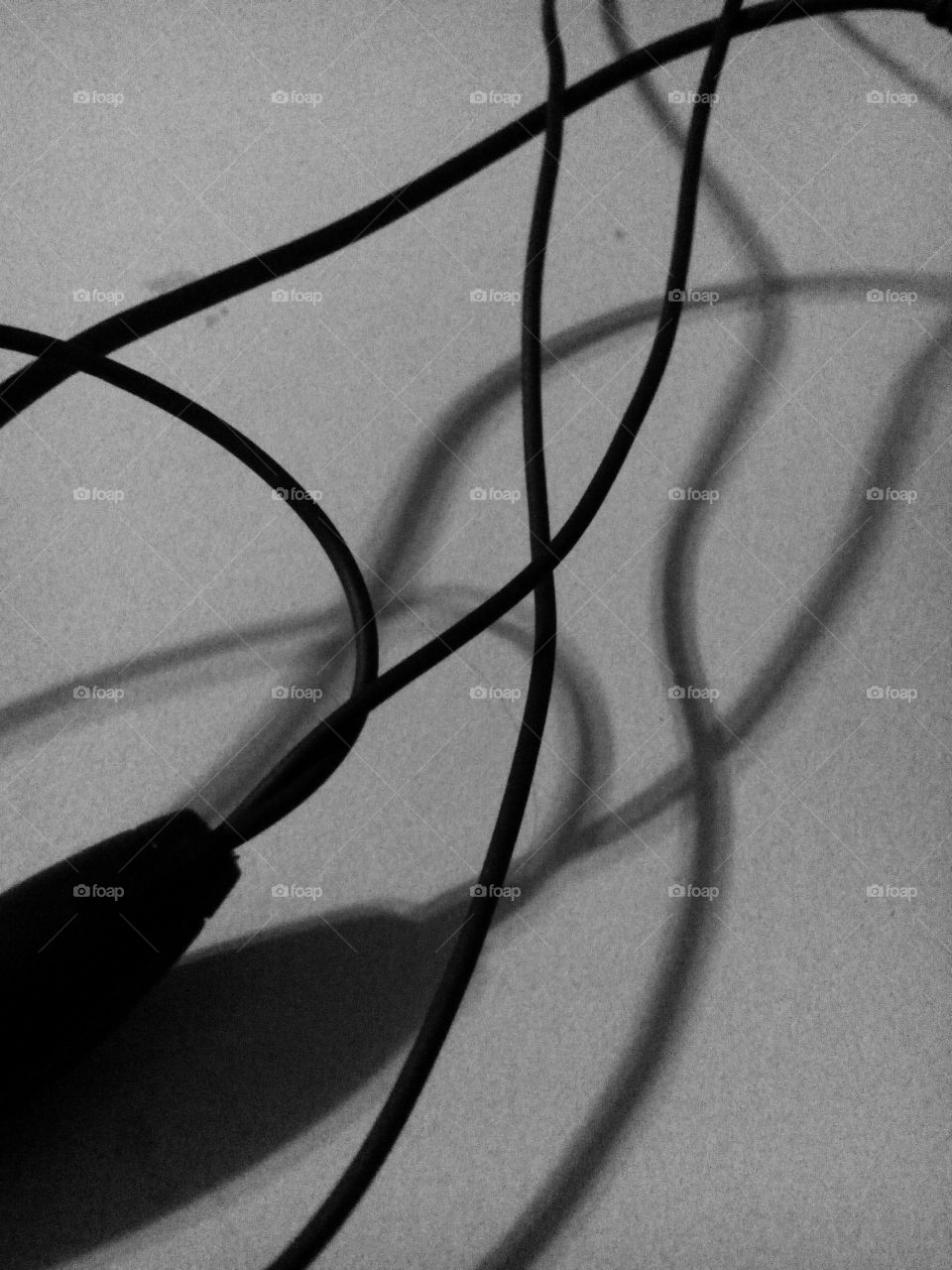 monochrome earphone wire