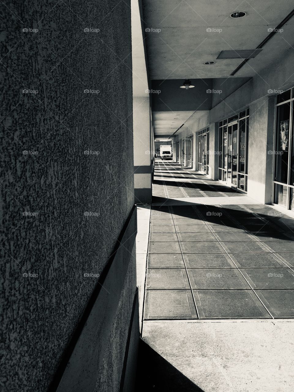 Hallway of shadows and lines in noir et blanc in Florida 