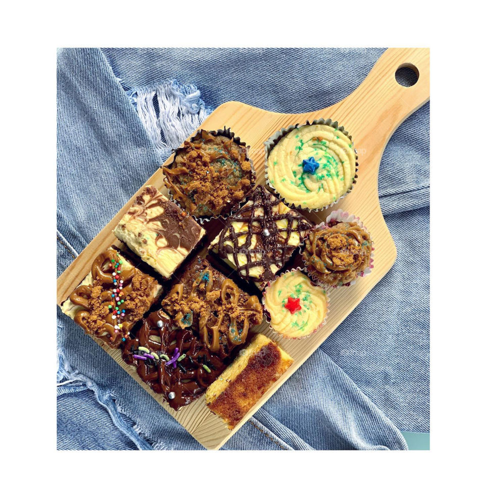 Assorted brownies on a plate of everything 