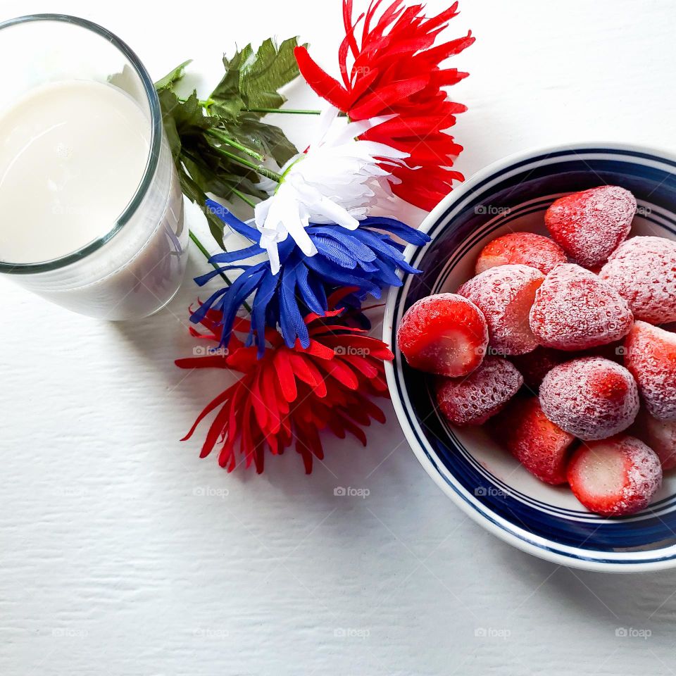 Frozen strawberries with milk