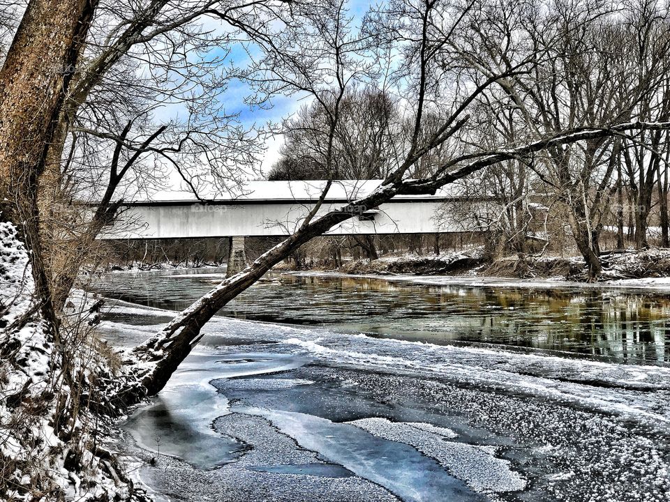 Winter landscape at the Covered Bridge 